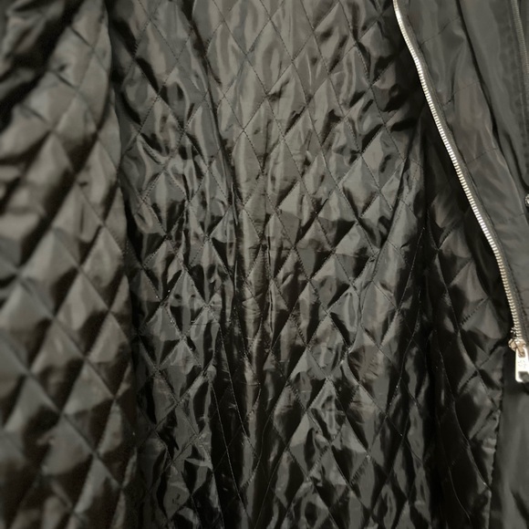 Jessica Simpson black coat
H - Picture 12 of 15